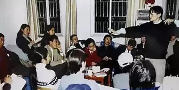那些頂級(jí)巨頭創(chuàng)業(yè)初期的苦逼樣，谷歌、蘋果、阿里、騰訊、華為...